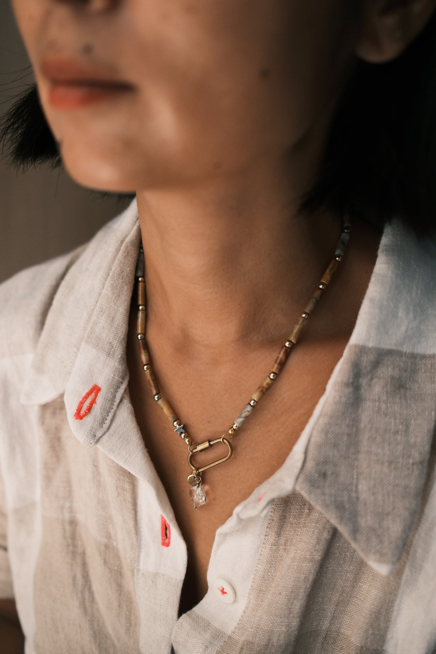 Collier agate brune