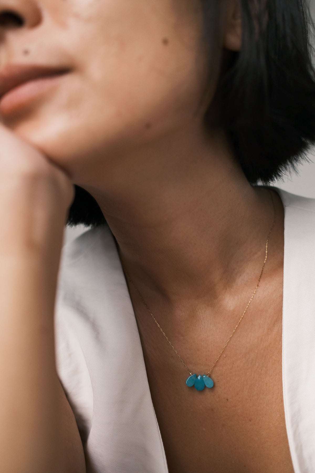 Collier lotus (3 couleurs)