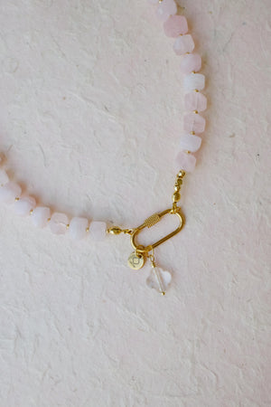 Rose quartz berlingo necklace
