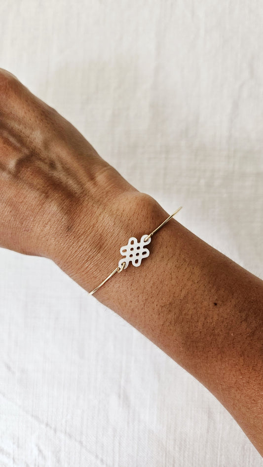 Bracelet noeud infini